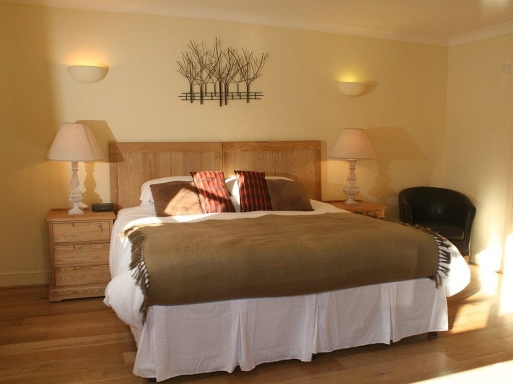 The Black Bull Inn Balsham Экстерьер фото